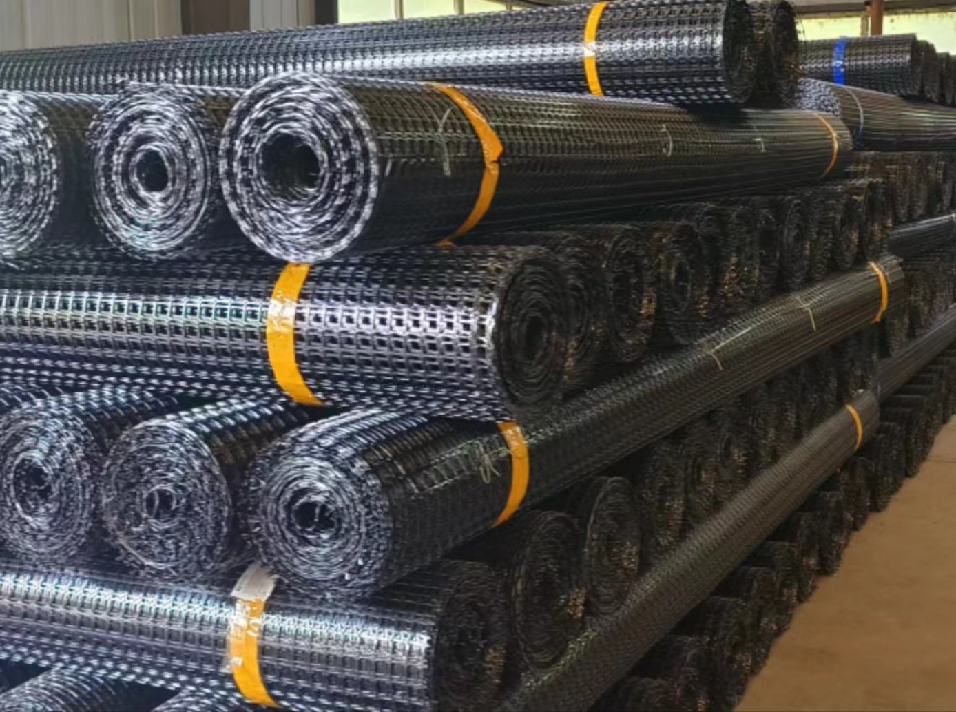 土工格柵的分類和用途